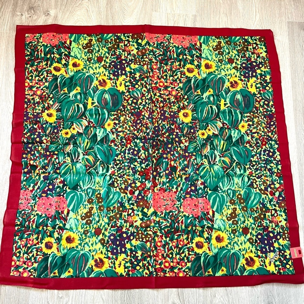 New Kenzo multicolored floral and botanical pattern scarf - Picture 1 of 3